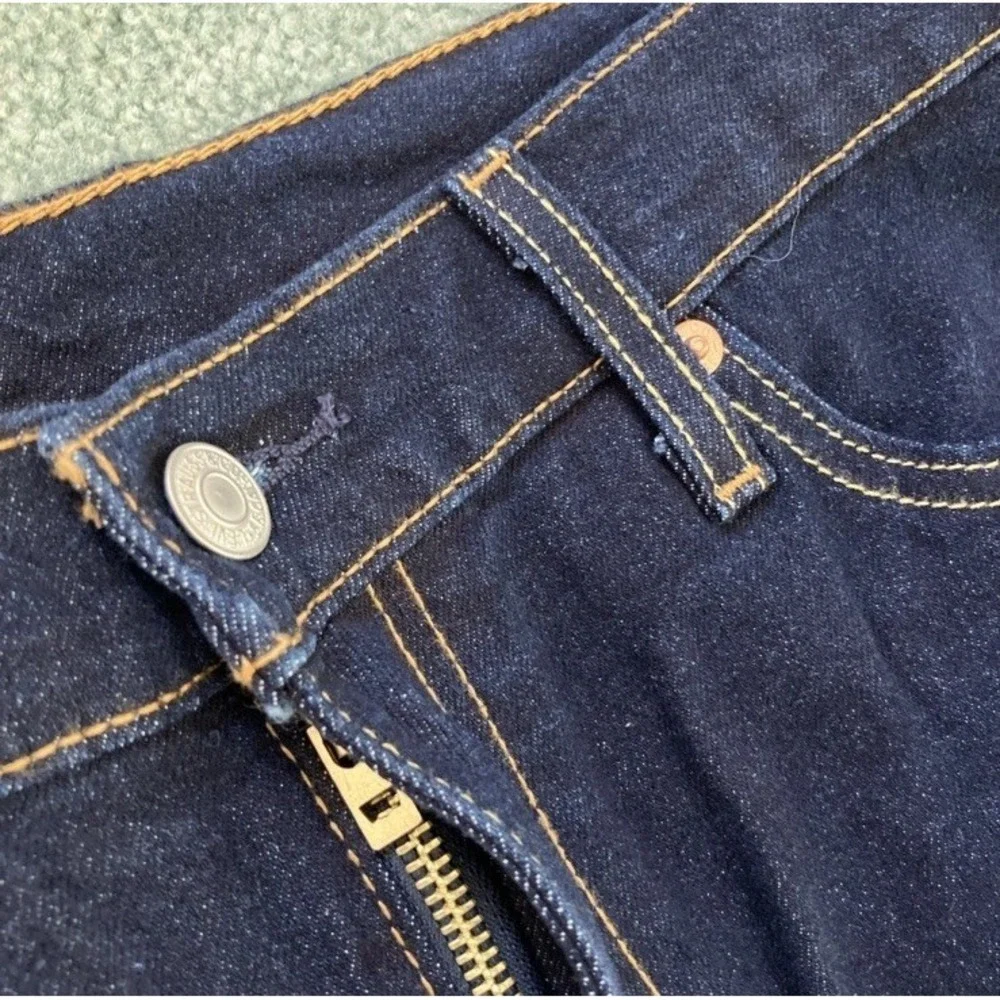 Levi's 513 Slim Straight Men's Jeans 36x32 Dark Blue Denim Cowboy NWT
